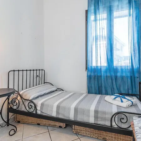 Appartement Trilo Debora 2km From The - Happy