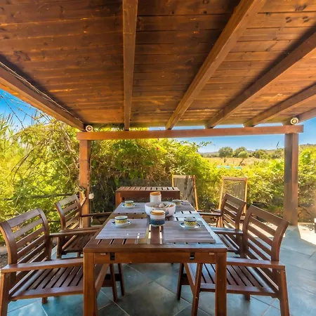 Trilo Debora 2km From The - Happy Appartement
